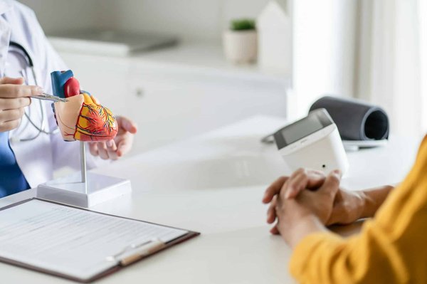 Comment prendre rendez-vous à la clinique du Dr. Pierre Larose?