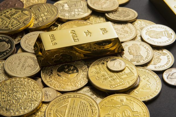 Quelle est la différence entre un lingot d’or et une pièce d’or ?